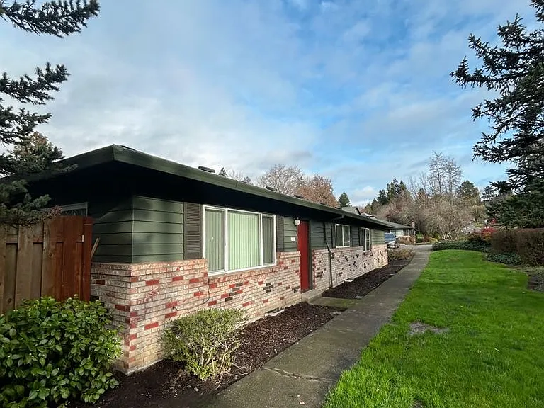 Village Manor — Photo 9