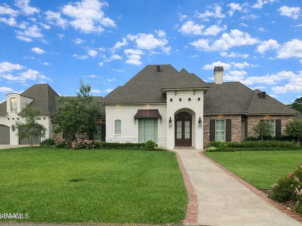 166 Newbury Ln, Sunset, LA 70584