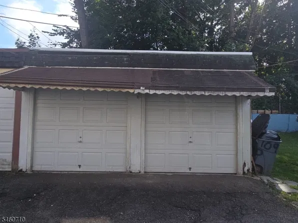 109 Burchard Ave, East Orange City, NJ 07017