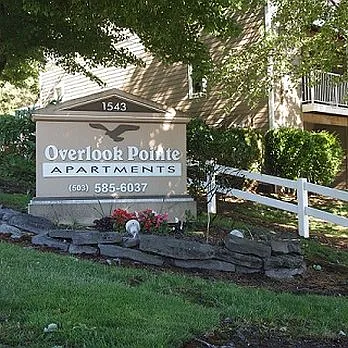 Overlook Pointe Apartments