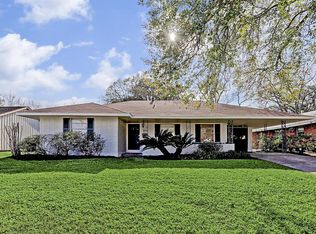 5103 Creekbend Dr, Houston, TX 77035