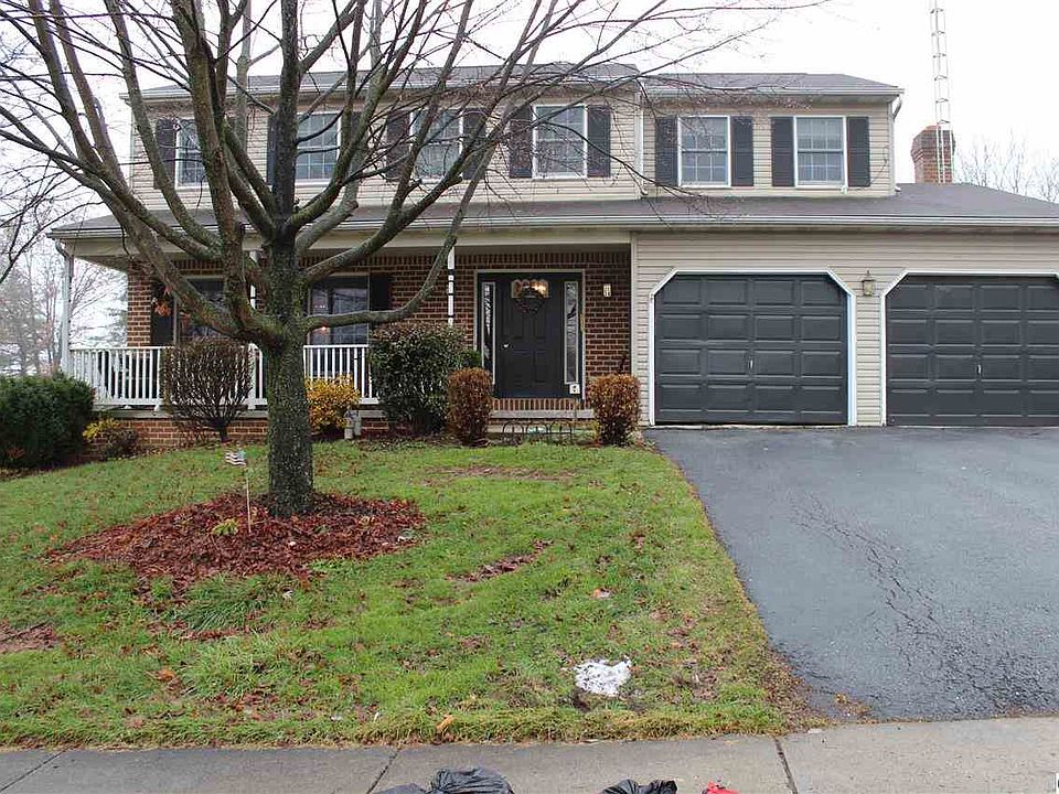 1st image of 3 Briar Ct