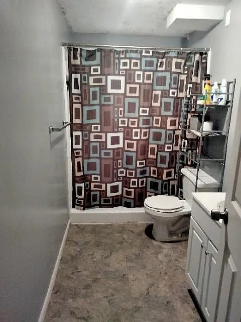 4 bed, 1950 sqft, $2,100 — Photo 2