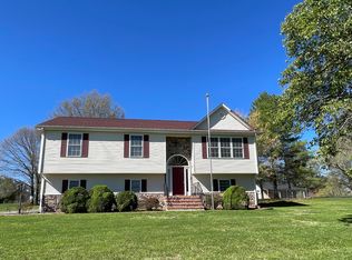 1019 Windhurst Dr, Hardy, VA 24101