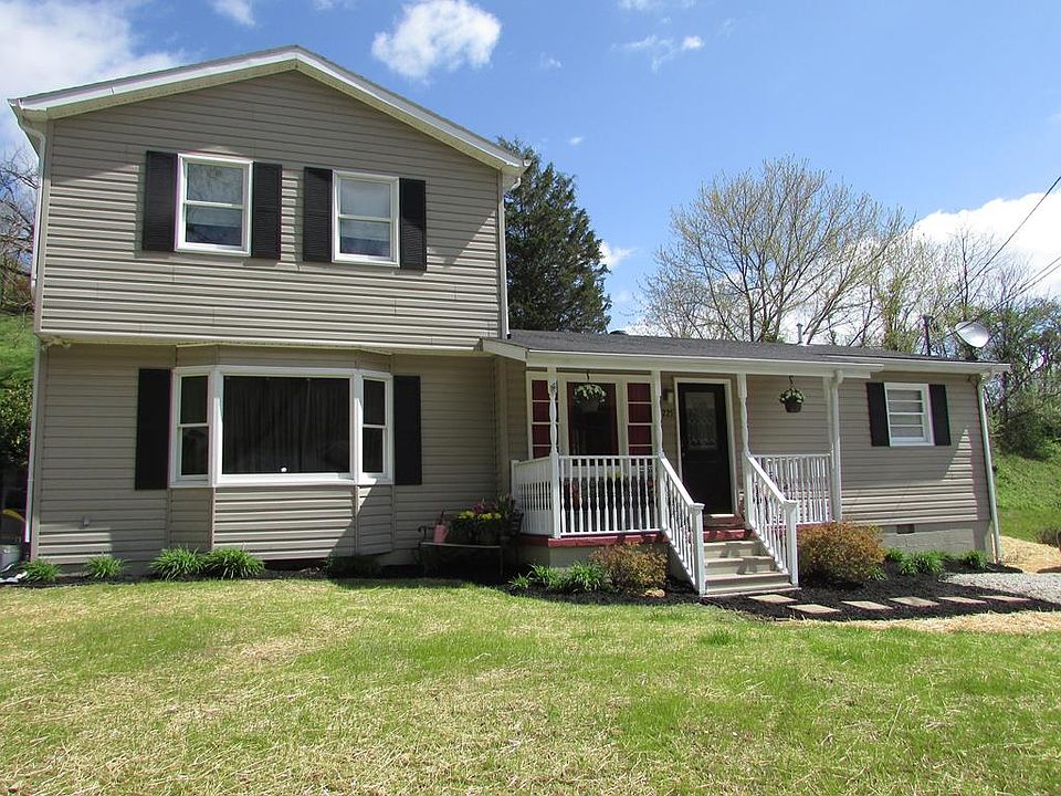 1st image of 225 Parkview Dr