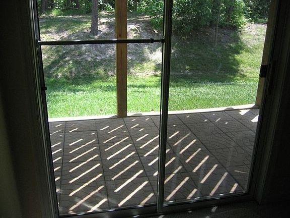 3rd image of 8021 Apple Valley Dr