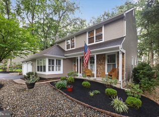 18 Tenby Chase Dr, Voorhees, NJ 08043