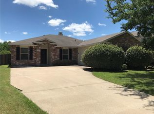 1417 Foxwood Ln, Rockwall, TX 75032