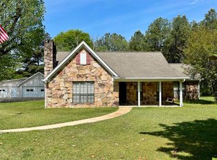 1662 Dale Rd, Caledonia, MS 39740