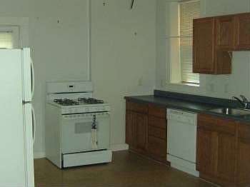4th image of 3422 Connecticut St