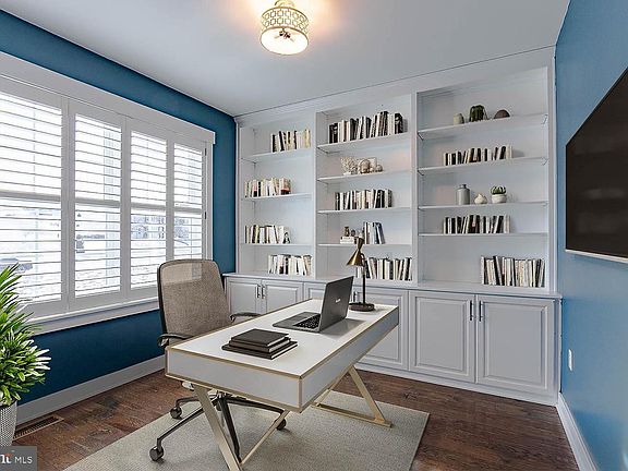 3rd image of 264 Pepper Ridge Dr