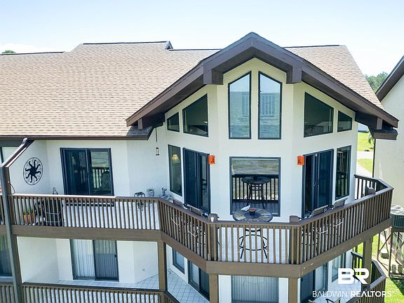 2nd image of 3947 Spinnaker Dr Unit 201