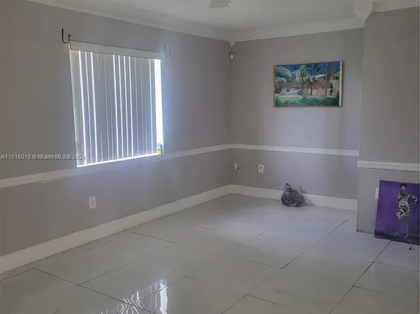 846 NW 3rd Ter, Florida City, FL 33034