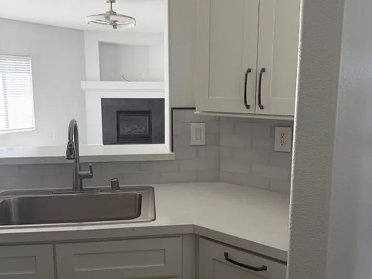 1071 Village Knoll Dr — Photo 9
