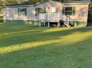 410 Harbour Ln, Hurricane, WV 25526