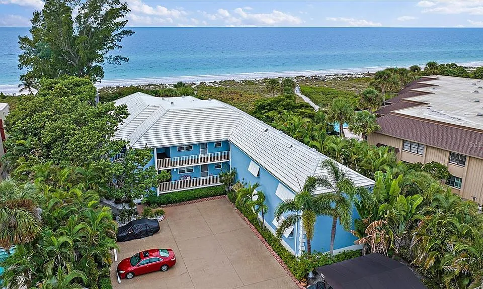 5621 Gulf Of Mexico Dr #103