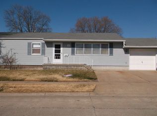 1022 6th St, Columbus, NE 68601
