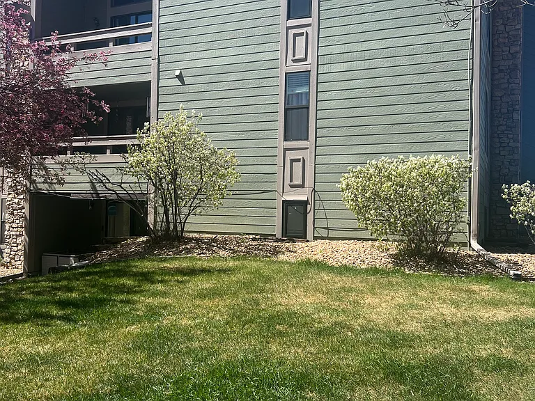 E Temple Dr — Photo 1