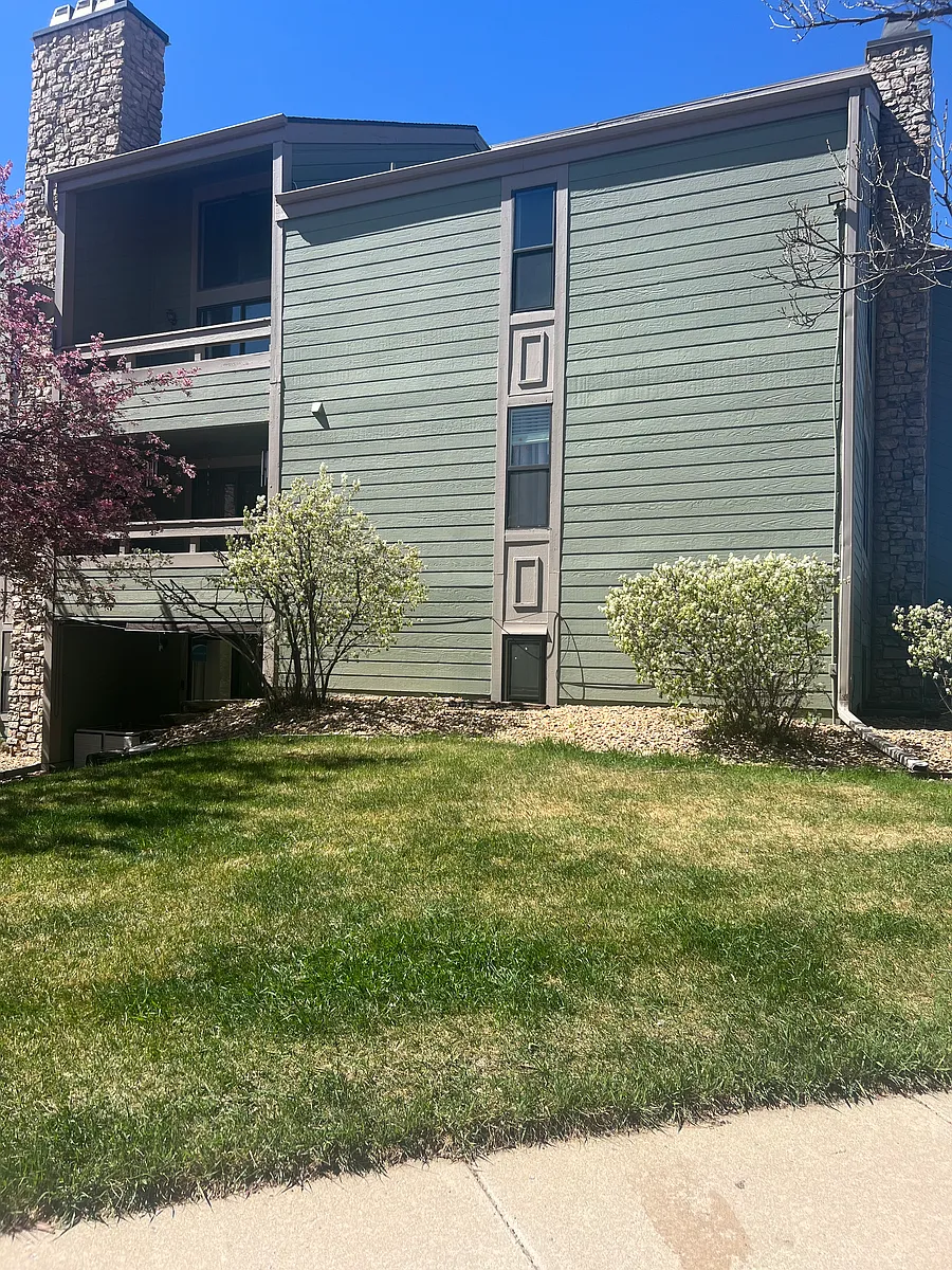 Photo 1 of 15 - E Temple Dr - Aurora, CO Primary Photo - E Temple Dr