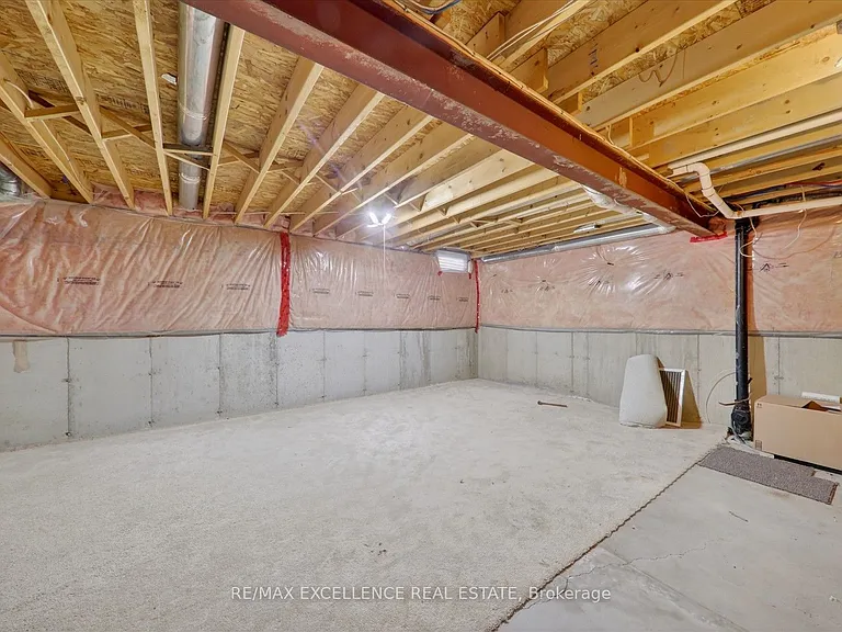31 Donald Bell Dr — Photo 29