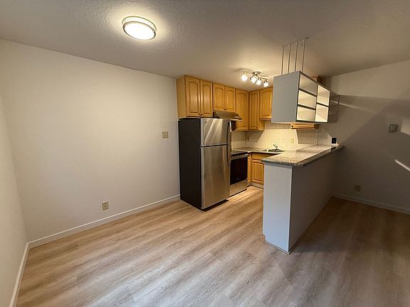 5th image of 35 Glendale St APT 7