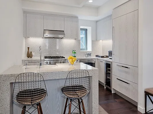 Rented by Sotheby's International Realty | media 4