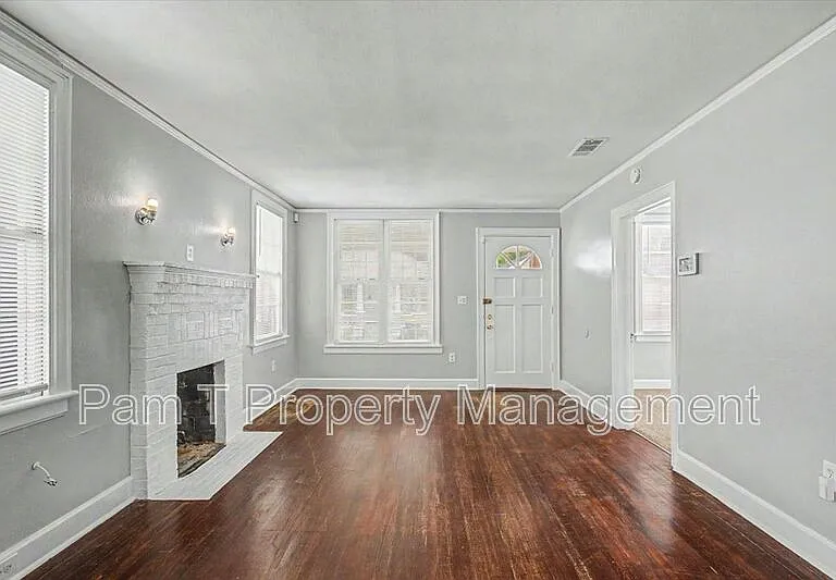 633 W 35th St — Photo 5