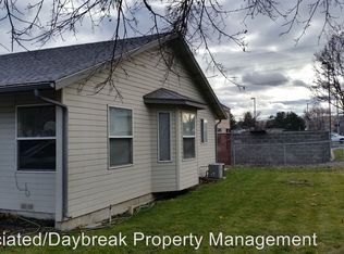 1011 S 24th Ave APT A, Yakima, WA 98902
