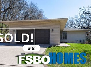 3905 38th Ave, Moline, IL 61265