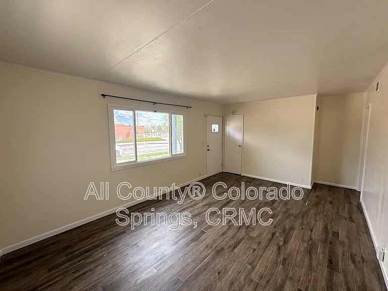 607 Brookshire Ave — Photo 12