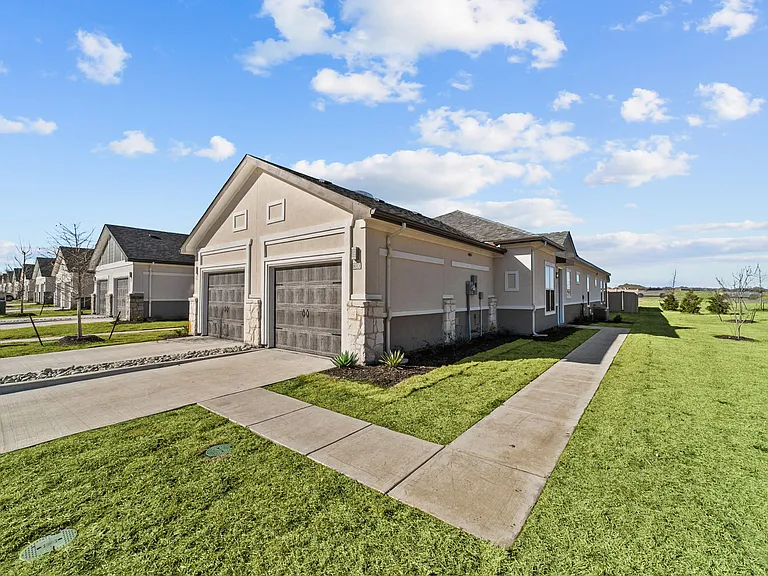 Luxe of McKinney — Photo 35