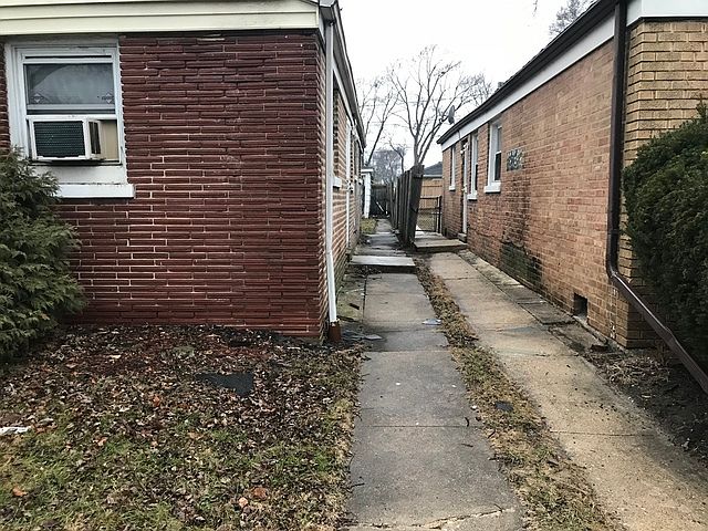 2nd image of 12732 S Peoria St