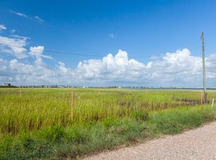 127 Beachcomber Ave, Surfside beach, TX 77541