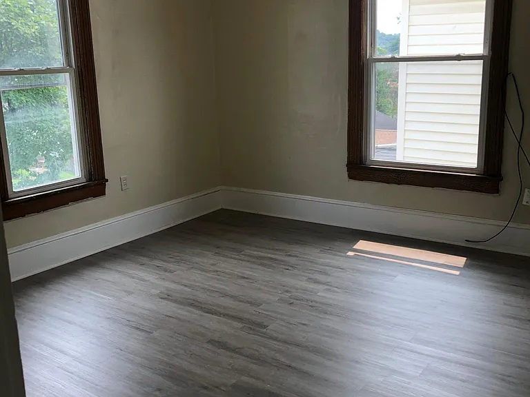 818 Gaston Ave — Photo 22
