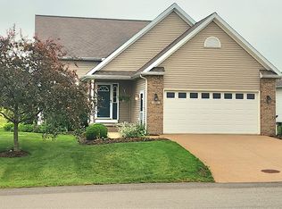 3731 Harbor Ridge Trl, Erie, PA 16510