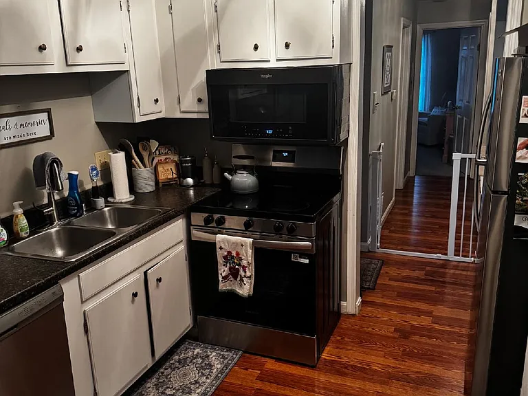 9760 Bunker Hill Ln #77 — Photo 2
