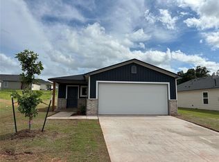 1403 Guthrie Farms Blvd, Guthrie, OK 73044