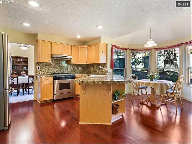 1232 NW Weybridge Way — Photo 6