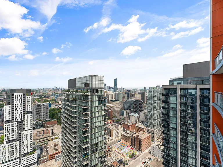 21 Widmer St #4203 — Photo 6
