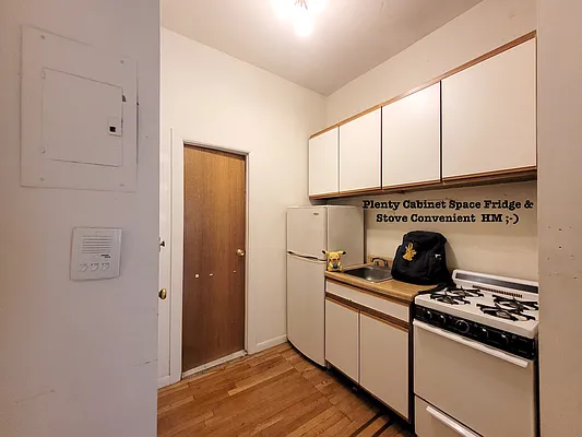 Rented by Corcoran | media 14