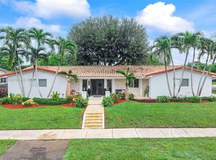 9355 SW 91st St, Miami, FL 33176