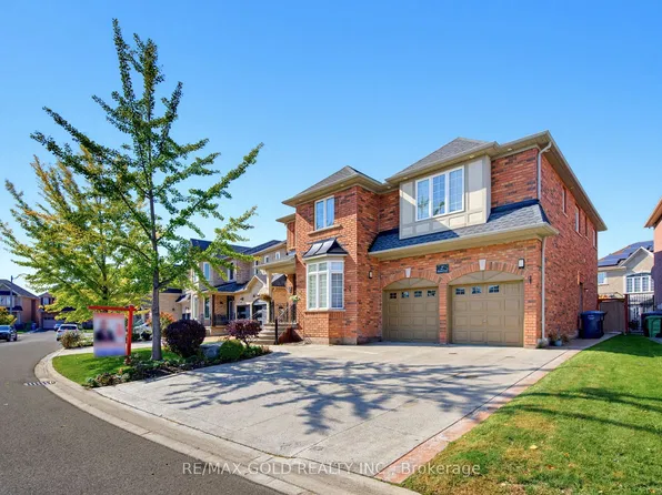 7 Darou Cres, Brampton, ON L6R 0N7