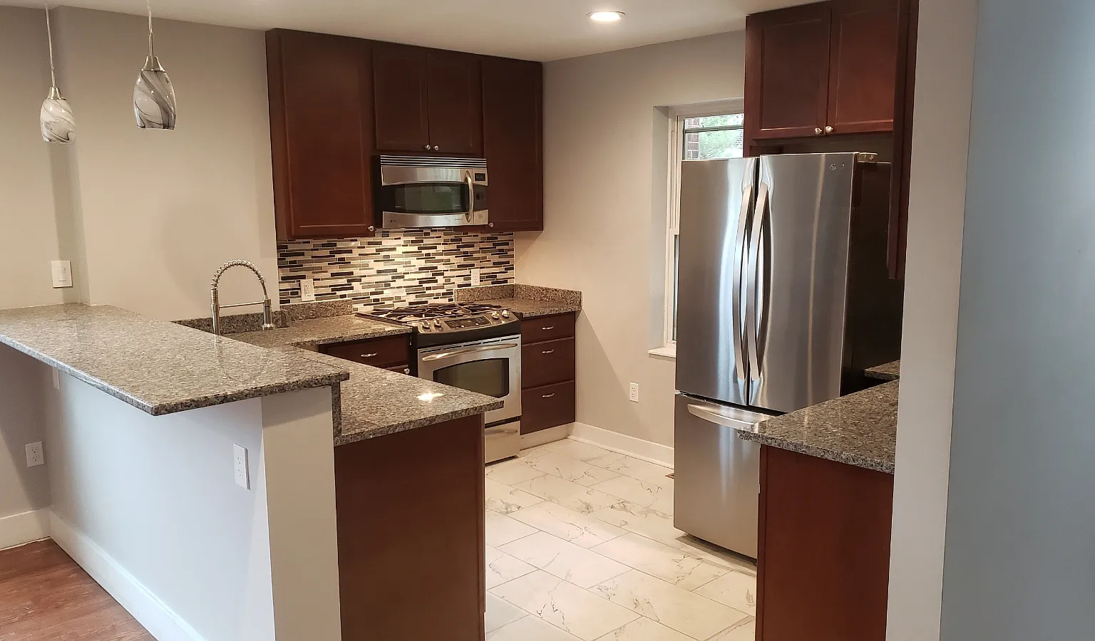500 Halsey Ave - Apt 1 — Photo 1