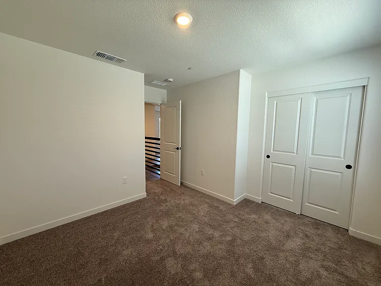 4529 Deer Point Ct — Photo 24