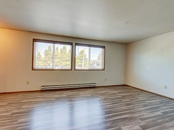 5th image of 1235 SE 4th Ave APT 204