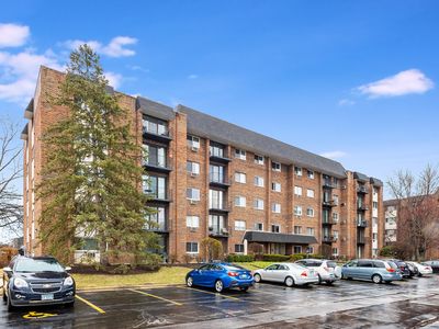 4711 Saint Joseph Creek Rd APT 2I, Lisle, IL, 60532