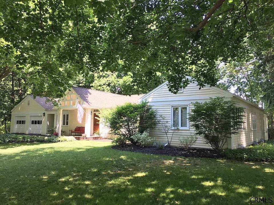 1st image of 15 North Ln