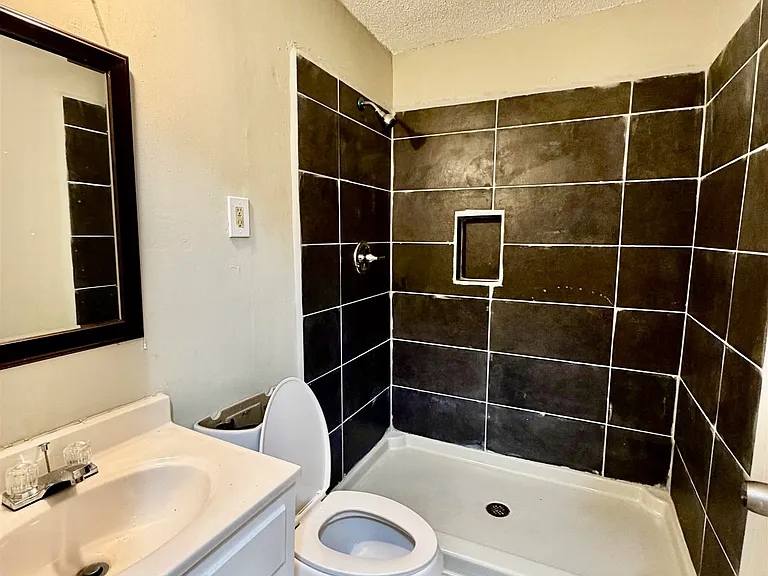 1448 Menager Rd — Photo 12