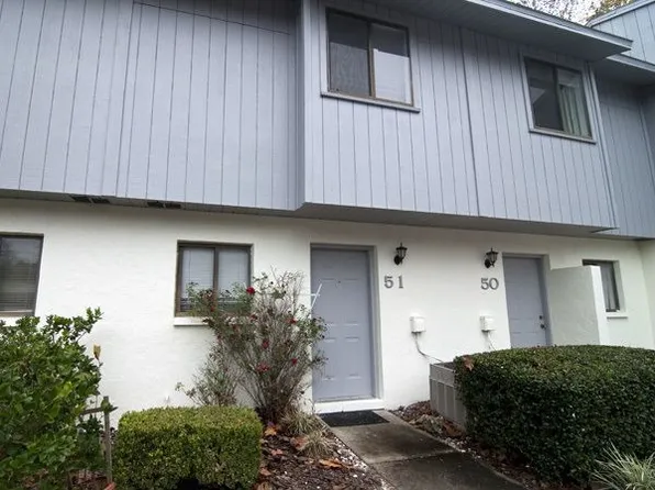 3600 SW 19th Ave APT 51A, Gainesville, FL 32607