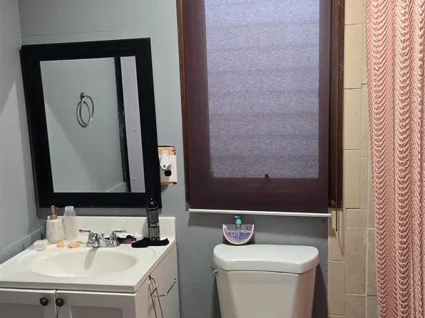 1723 41st Street image 9 of 11